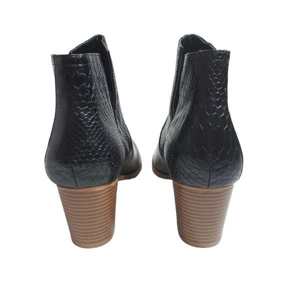 Fisace Women's V Cut Out Ankle Boots  Size 11 Black‎ - Picture 7 of 16